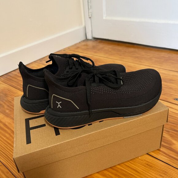 New with Box: Flux Footwear Adapt Runner - Picture 6 of 8